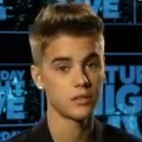 Justin Bieber Hosts 'Saturday Night Live,' Pokes Fun At Pot Smoking, Abs