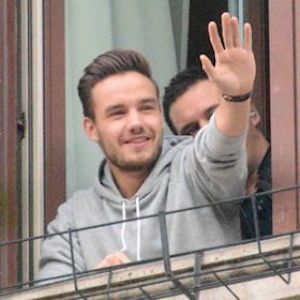 Liam Payne Apologizes For Daredevil Picture [PHOTOS]