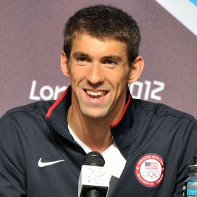 Michael Phelps Strips Down For Bathtub Pic