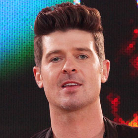 Robin Thicke 'Blurred Lines' Review: Thicke Proves He Is More Than Just A R&B Singer